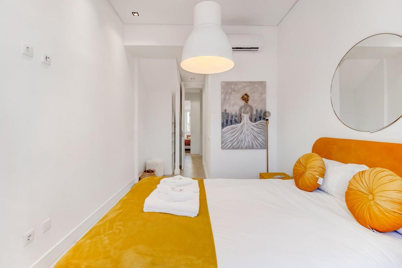 Apartment 2br Renovated Duplex - Ac - Lx Factory Lisbon